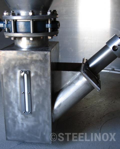 Boitier d'aspiration sous silo de poudre PVC