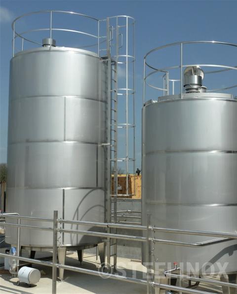 Cuve de stockage d'huiles