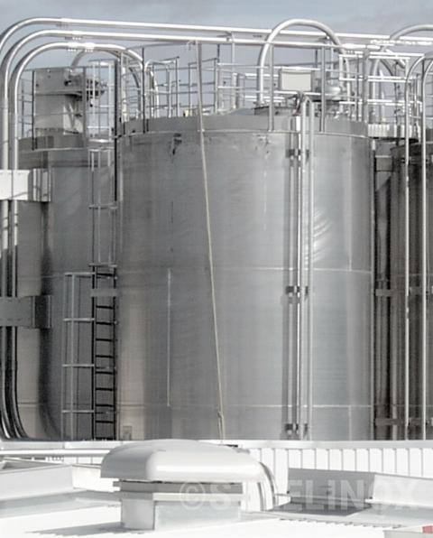 Silos 150 m3 stockage granulés plastique Espagne