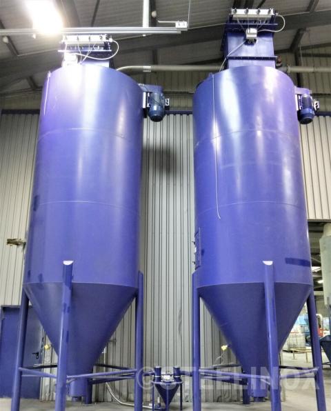 Silos homogénéisateurs 40 m3 sur PVC broyé